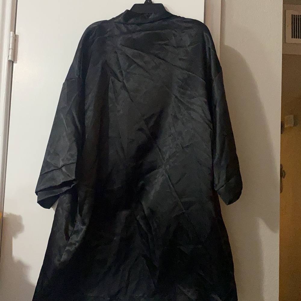 Faux silk Robe - Picture 3 of 3